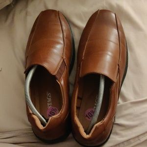 Men's dress shoes